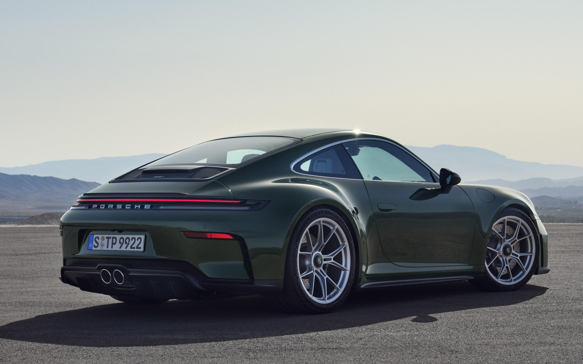 911 GT3ツーリングパッケージ