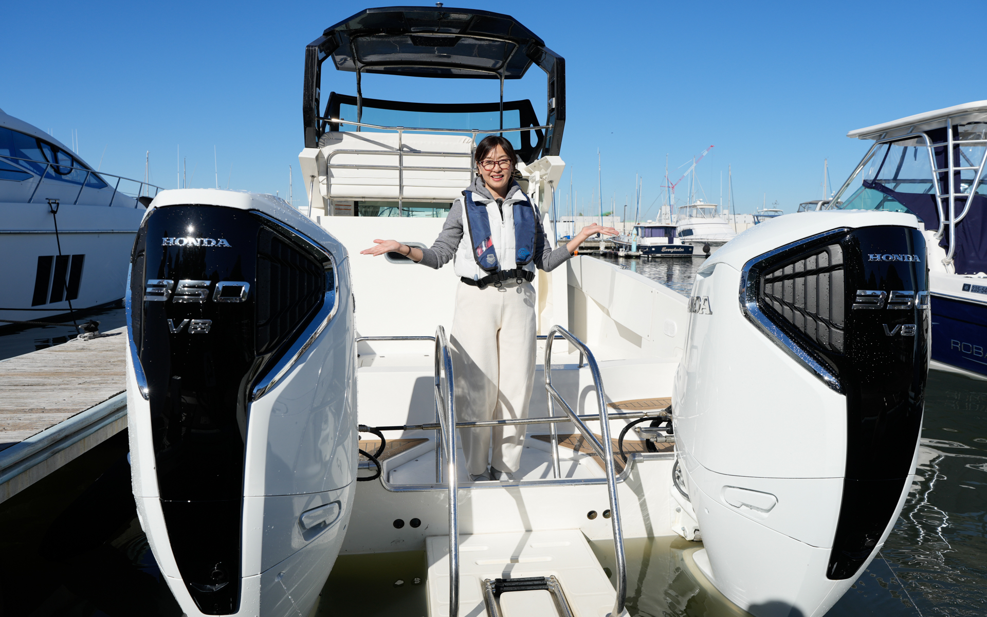 今回試乗したのはホンダのフラッグシップ船外機「BF350」です