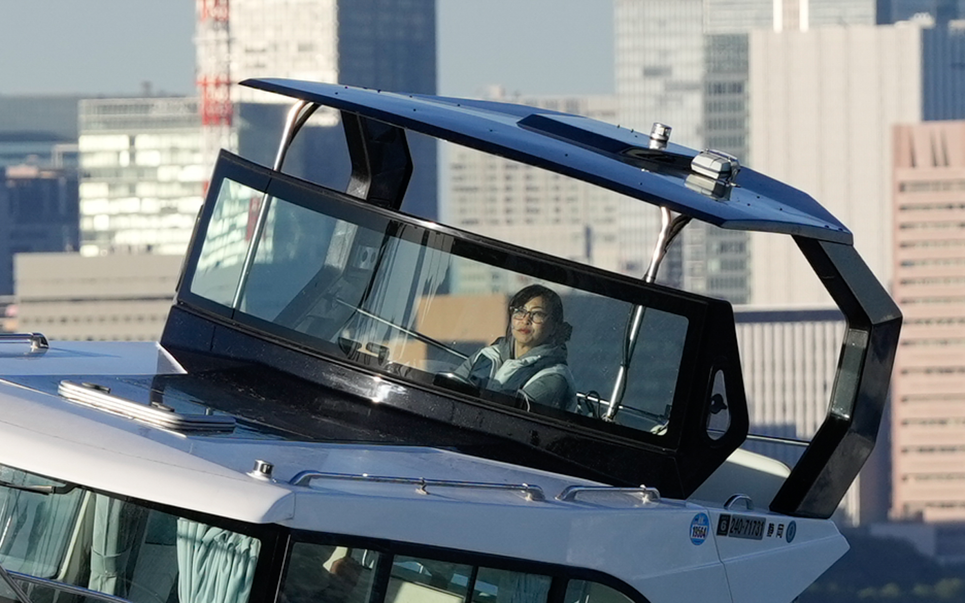 実は日本カー・オブ・ザ・イヤー選考委員だけでなく、日本ボート ・オブ・ザ・イヤー選考委員にもなっています