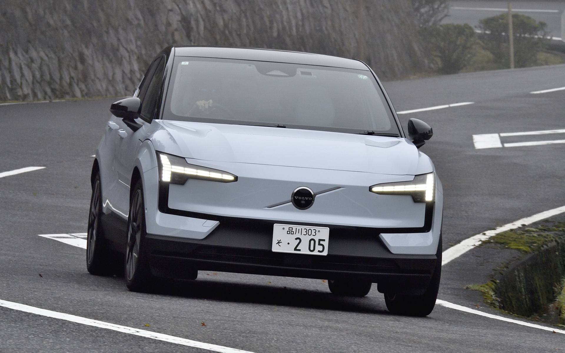 ステアリングフィールは爽快