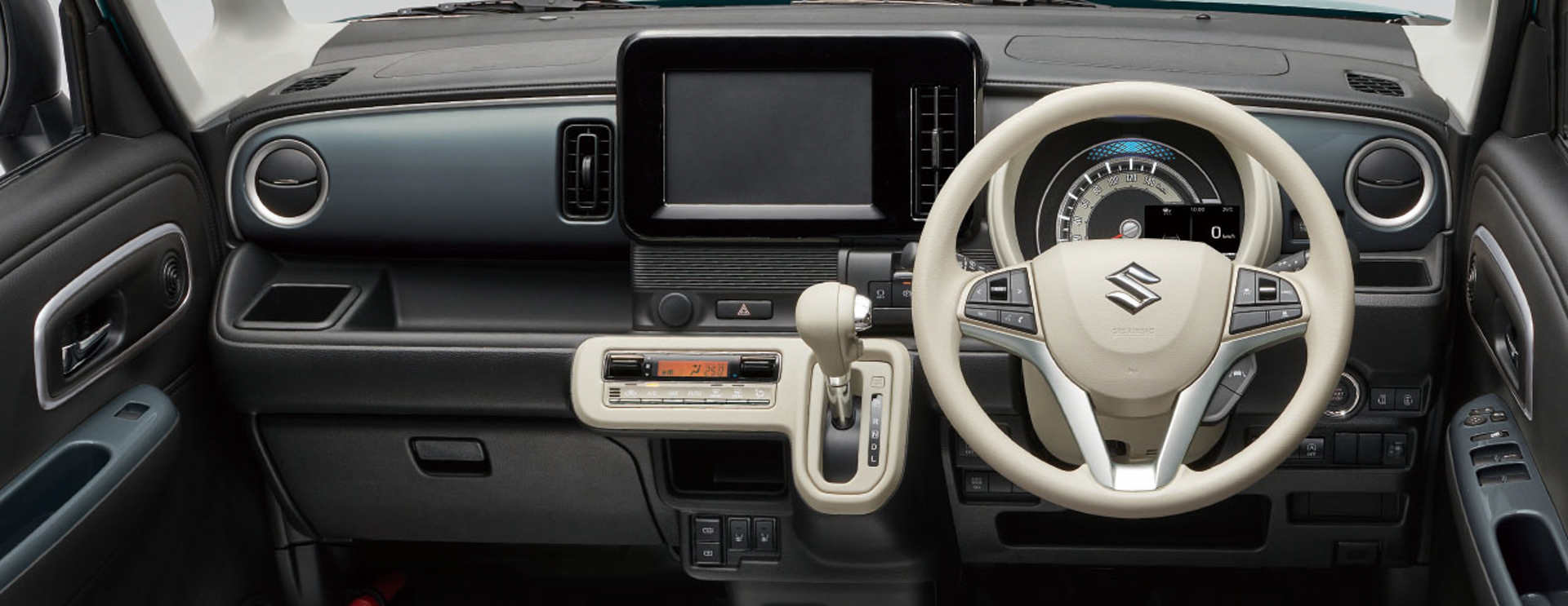 モスブルー＆シルバーの内装