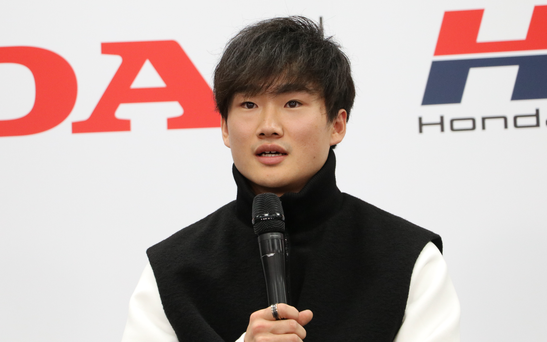ホンダのファン感謝イベント「Honda Racin 2024 SEASON FINALE」にて、F1ドライバー角田裕毅選手のインタビュー取材が行なわれた