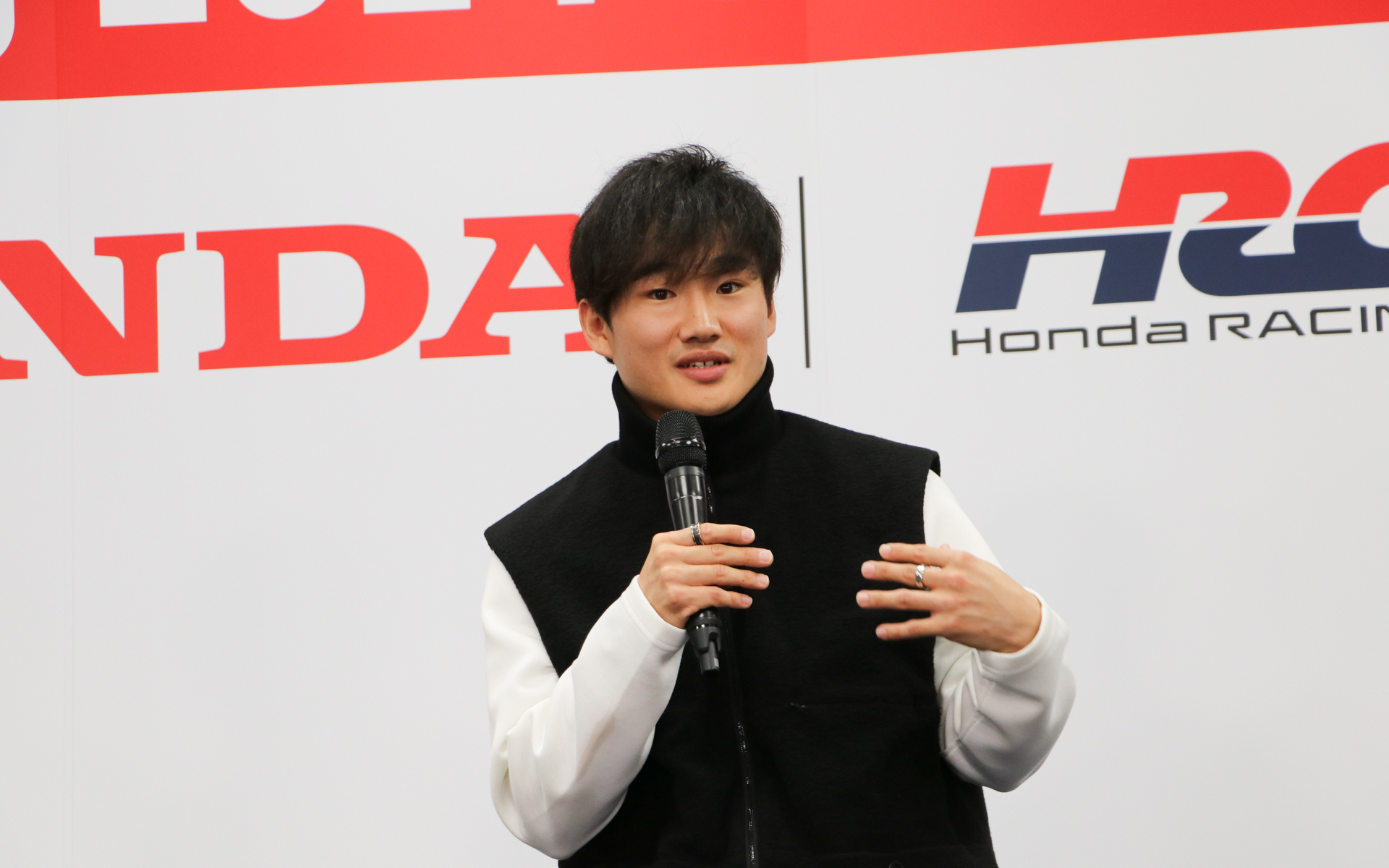 F1ドライバー角田裕毅選手