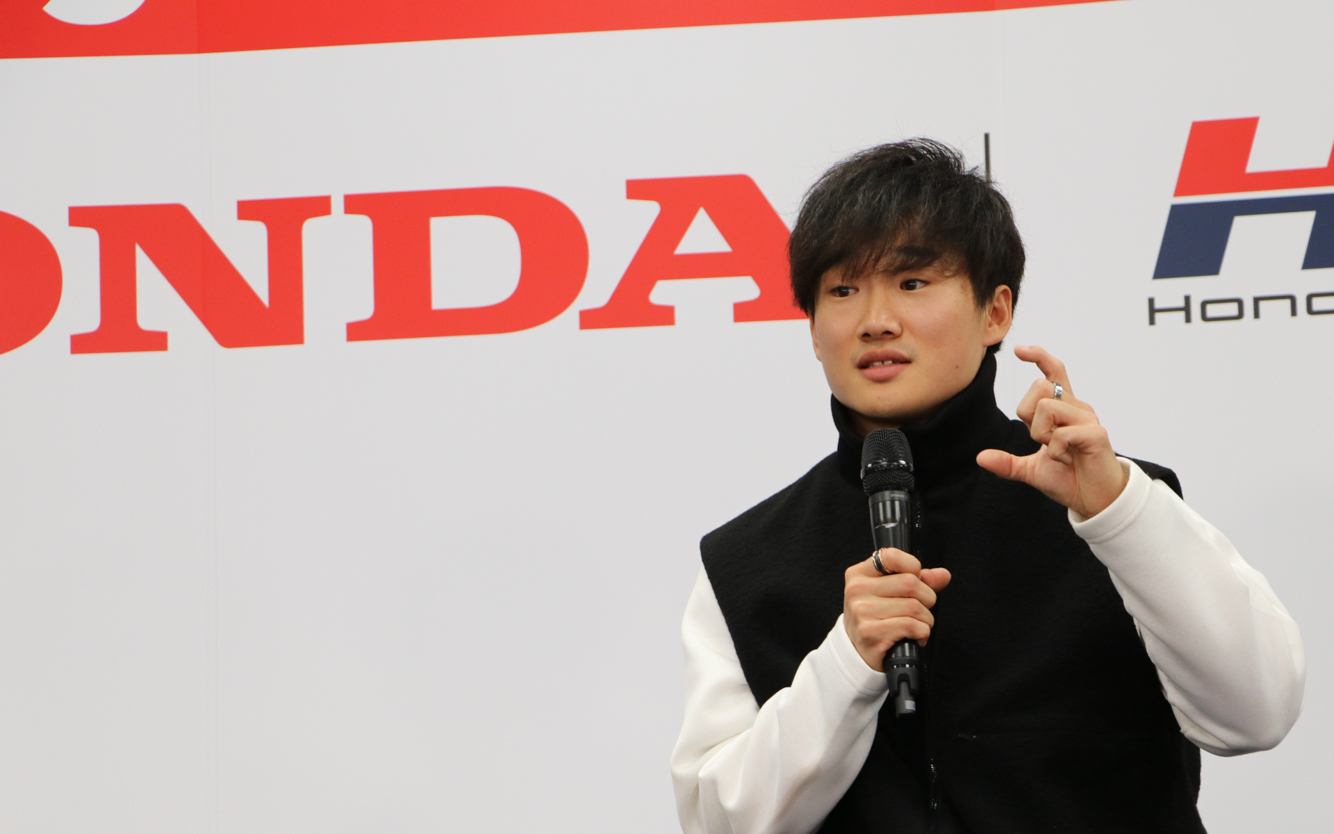 F1ドライバー角田裕毅選手