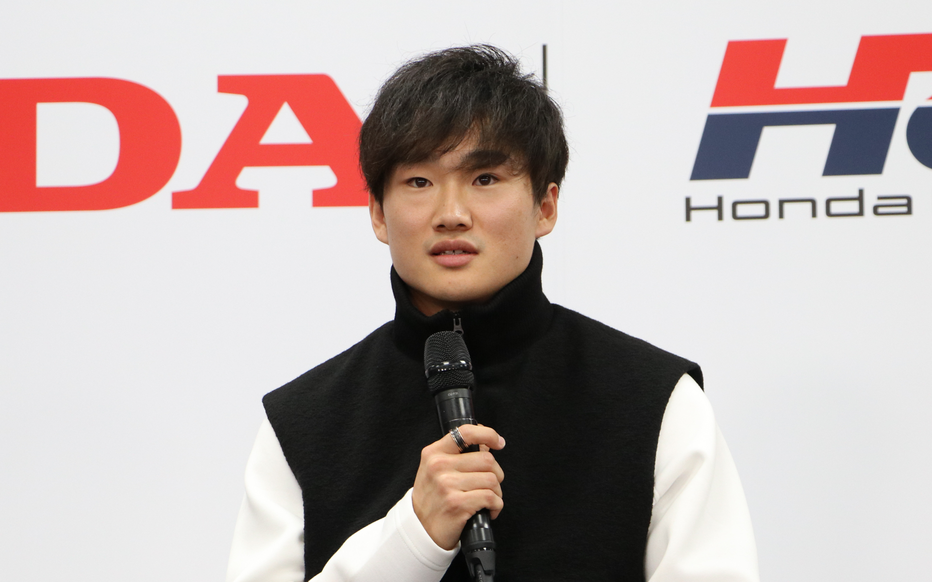 F1ドライバー角田裕毅選手