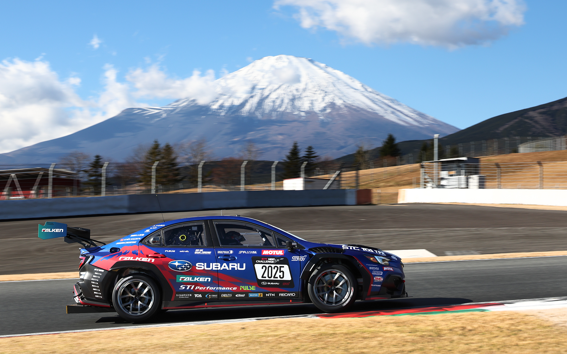 2025年大会は富士山が描かれたマシンで臨む