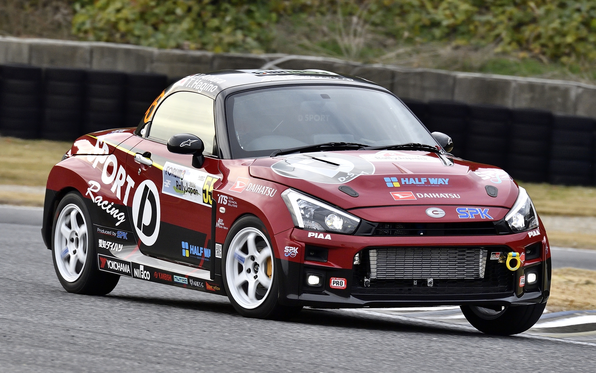 相原ドライバーの運転でデモ走行を行なったコペン GR SPORT ラリージャパン参戦車両