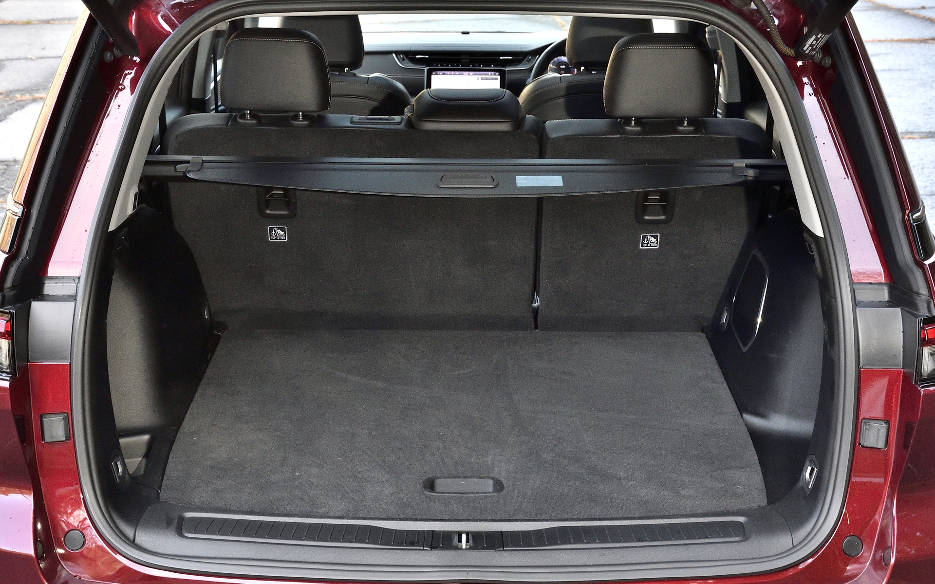 グランドチェロキー リミテッドのラゲッジ