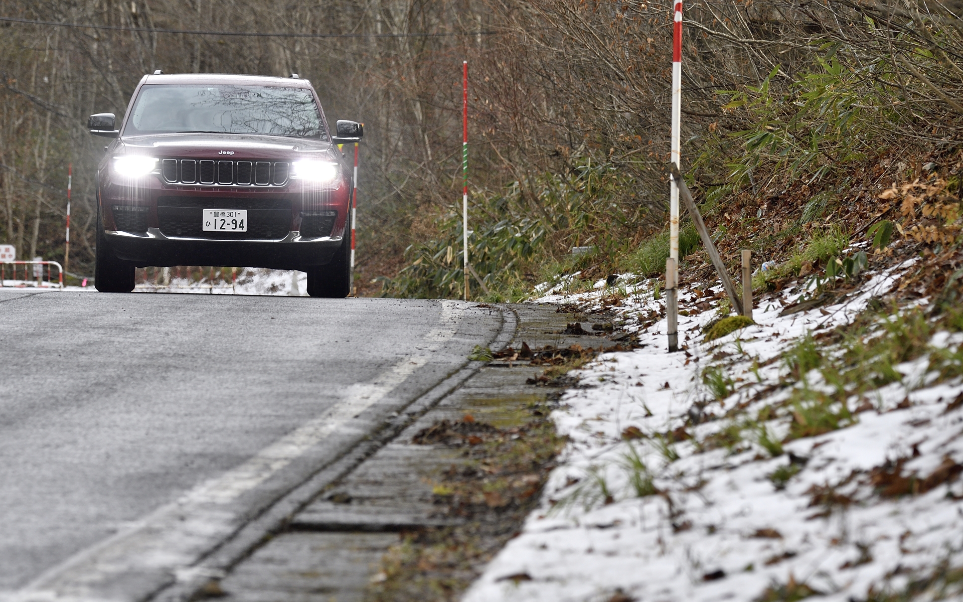 道端に雪のあとはあっても、雪道らしい雪道とは出会えず……