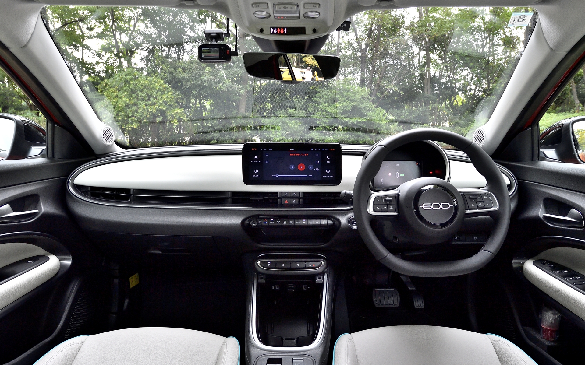 フィアット・600eのインパネ