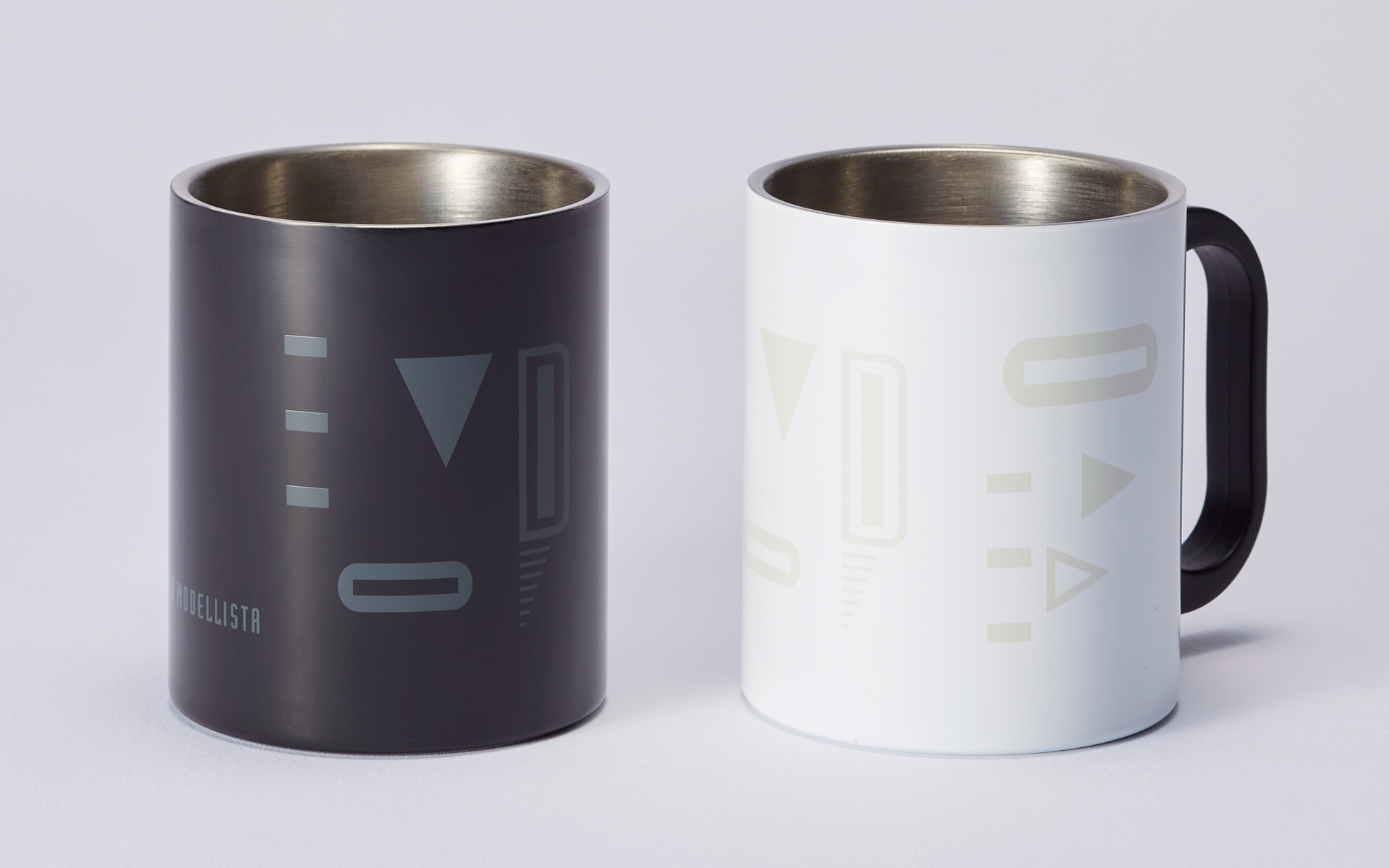 ステンレスマグ（ブラック）/（ホワイト）　いずれも価格1300円