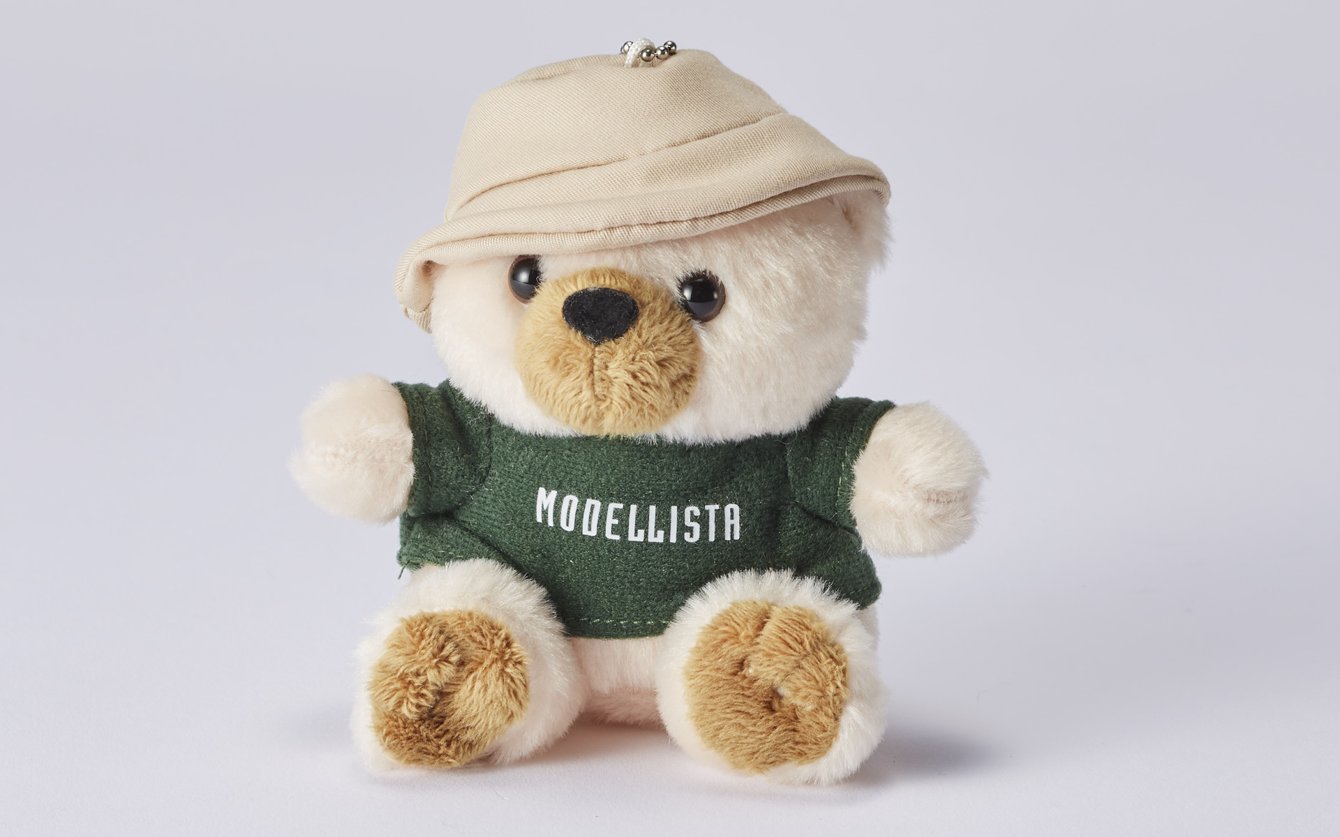 モデクマくんキーチェーン　価格1980円