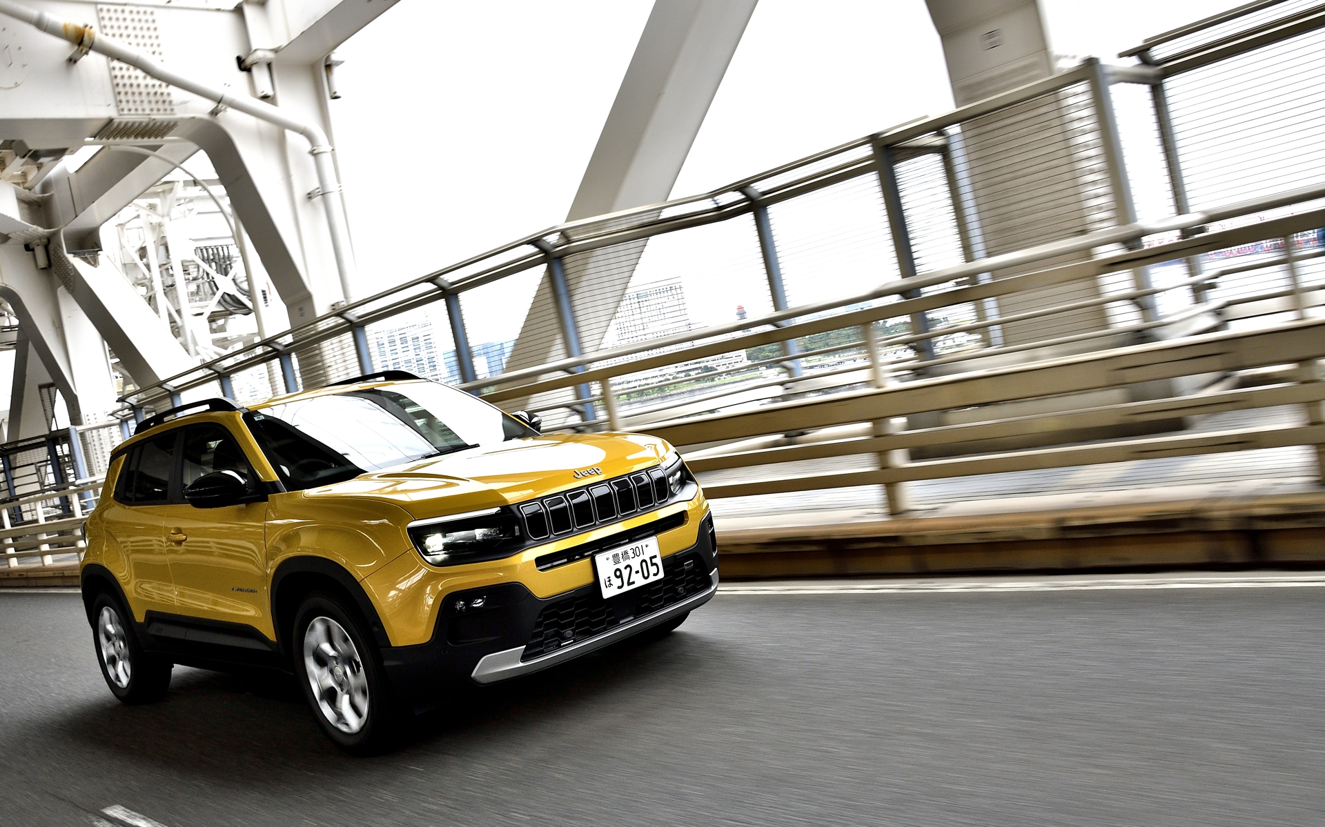 ジープ初のBEV（バッテリ電気自動車）「アベンジャー」