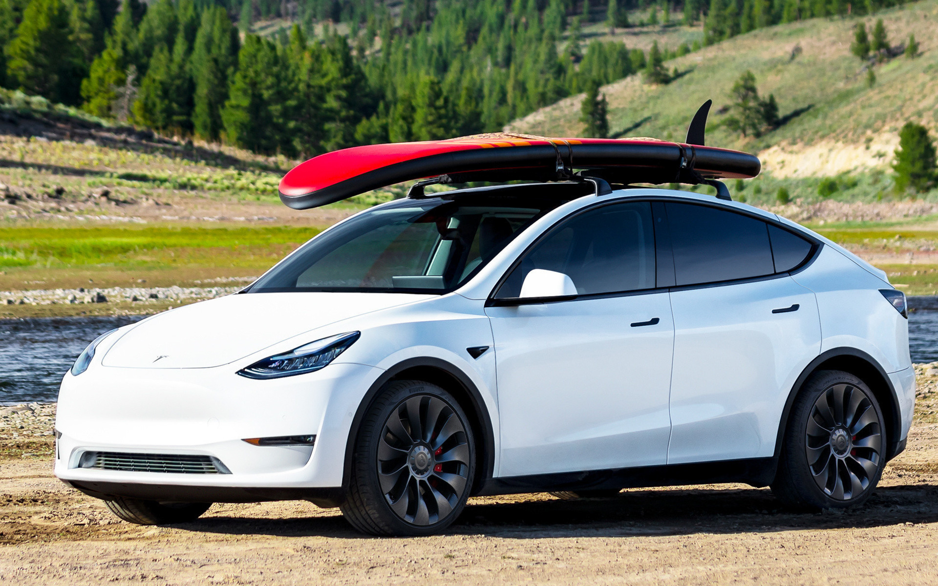 テスラ「モデル Y」