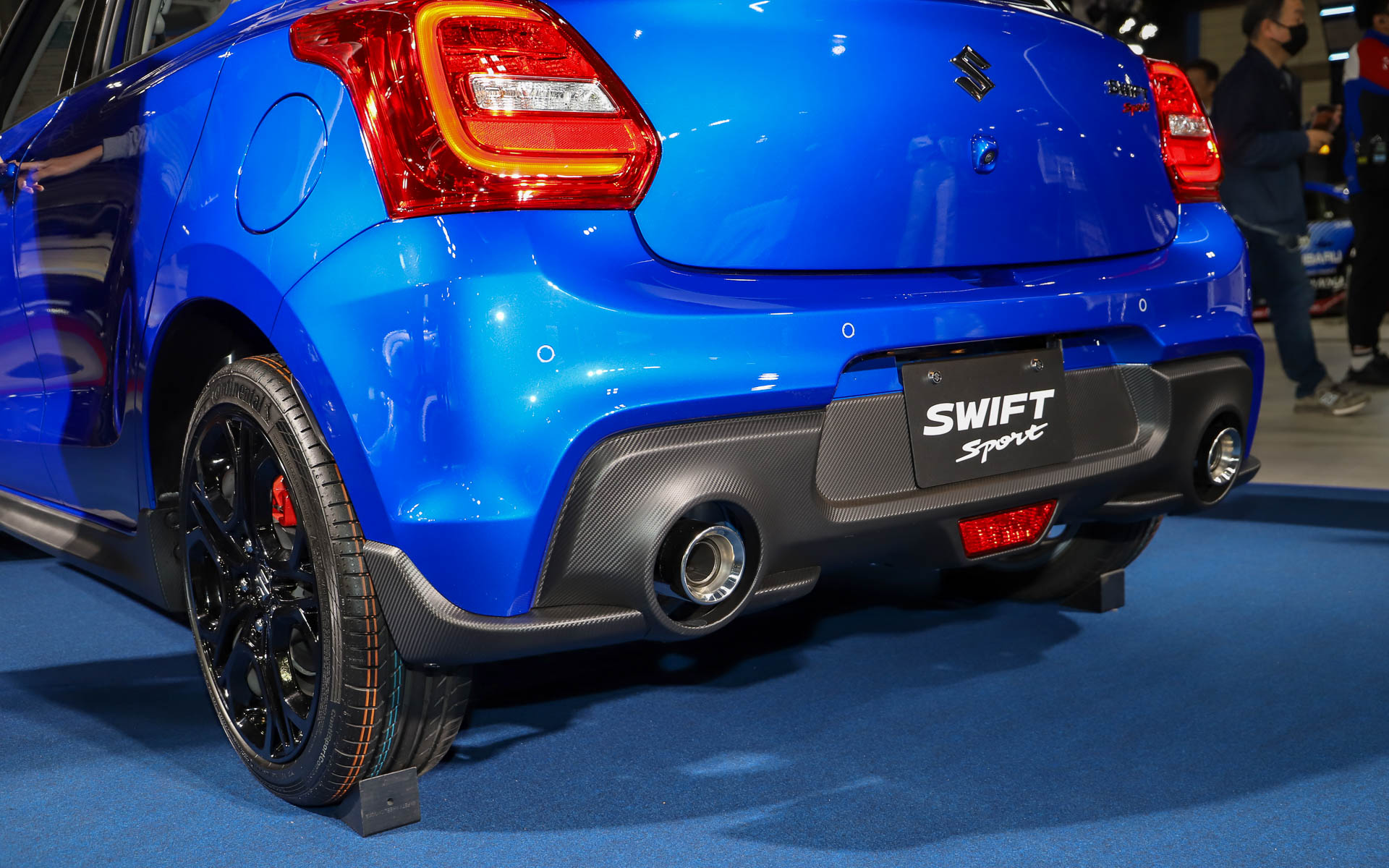 最終の特別仕様車となり、内外装に専用アイテムを採用