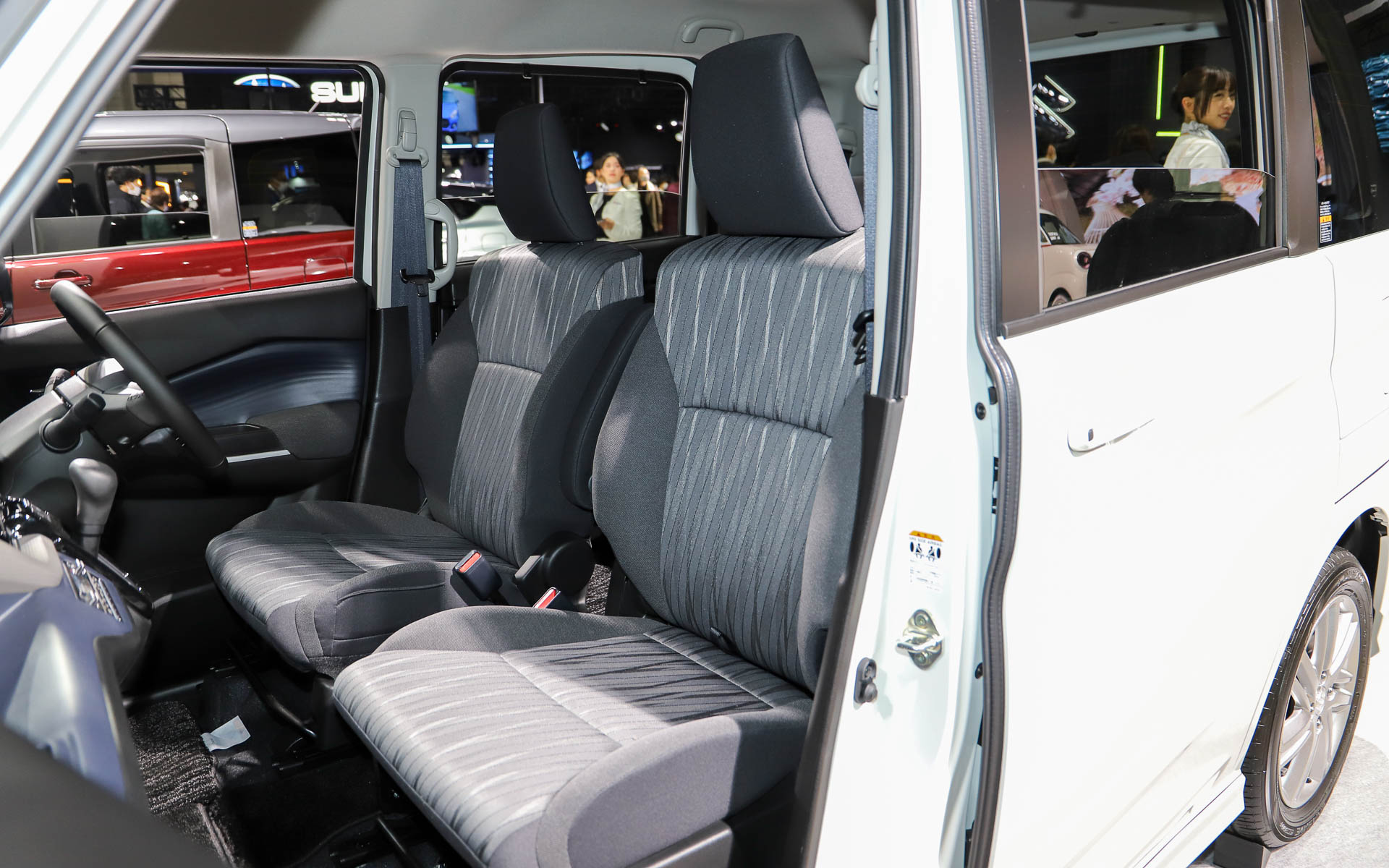 フロントシート