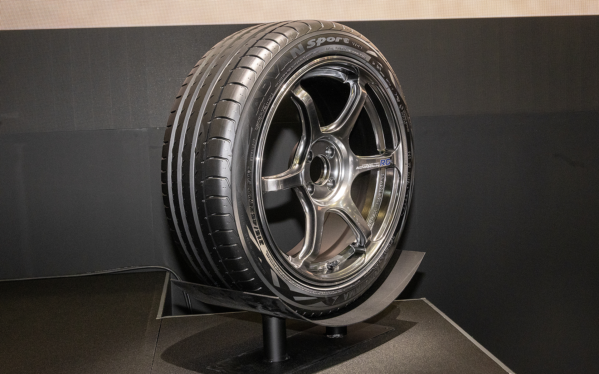 アドバン スポーツ