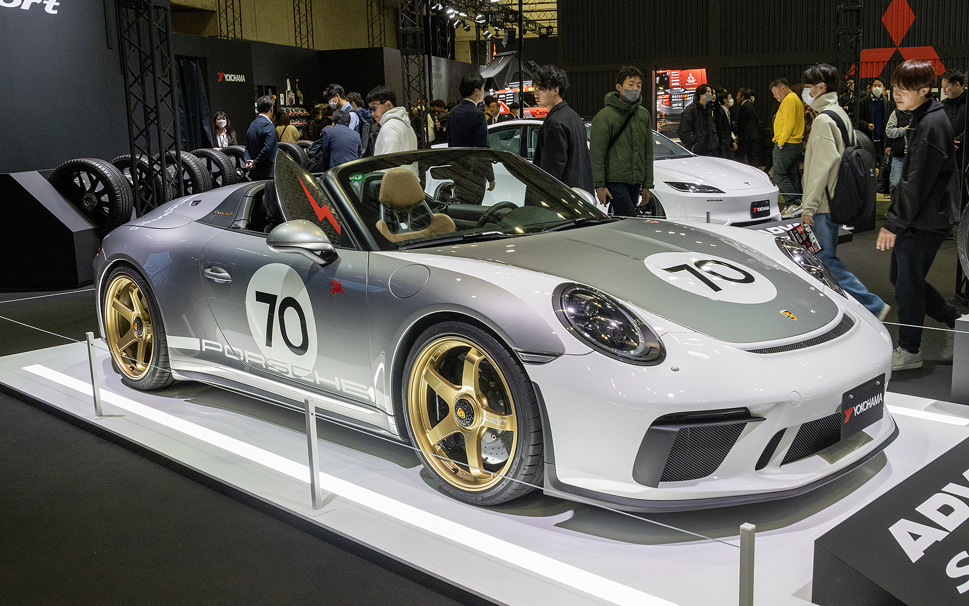 ポルシェ「911 スピードスター」（世界1948台限定車）