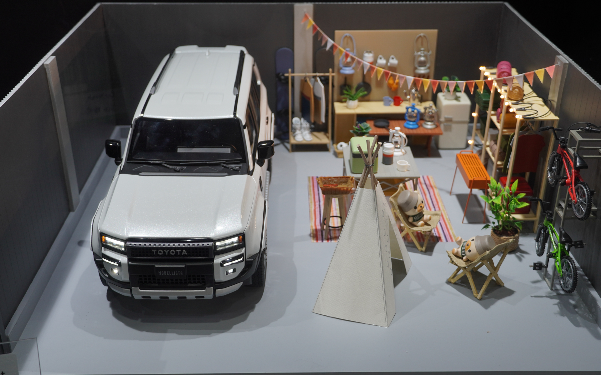 「Collaboration Garage」は内部を詳細に作ってある