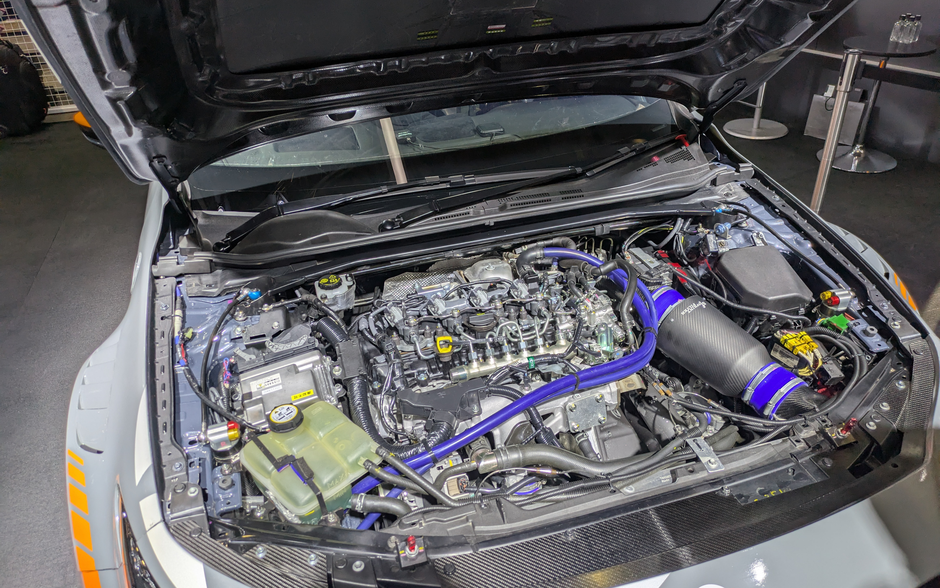 スーパー耐久シリーズ参戦マシン「MAZDA SPIRIT RACING MAZDA3 Bio concept」のエンジンルーム