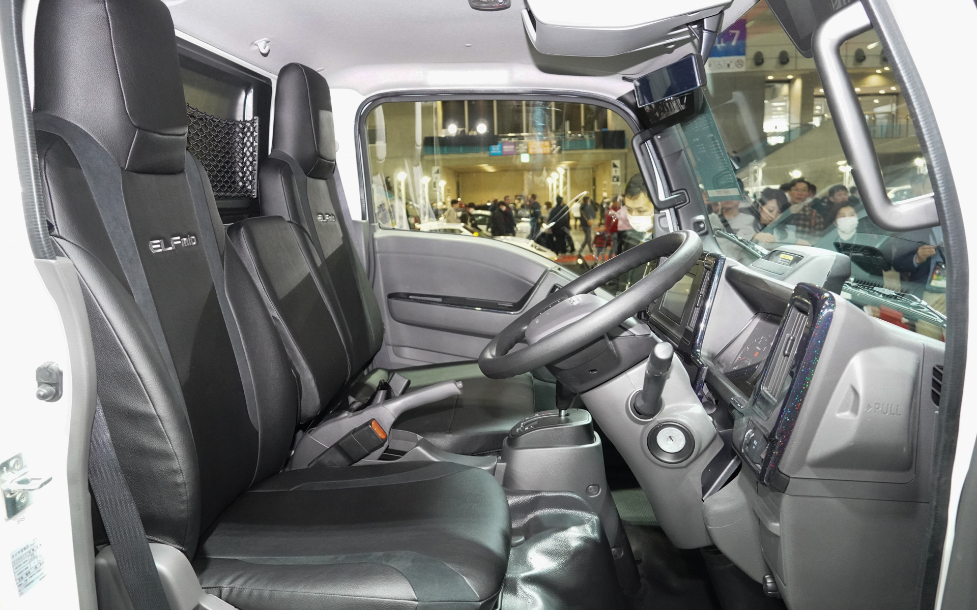 インテリアはシンプル