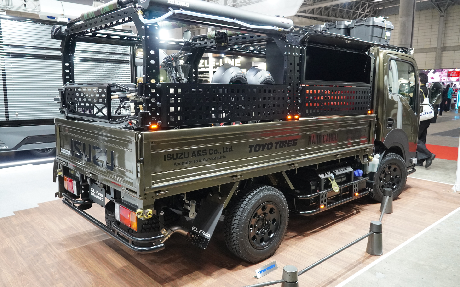 ELF mio CROSS CONCEPT