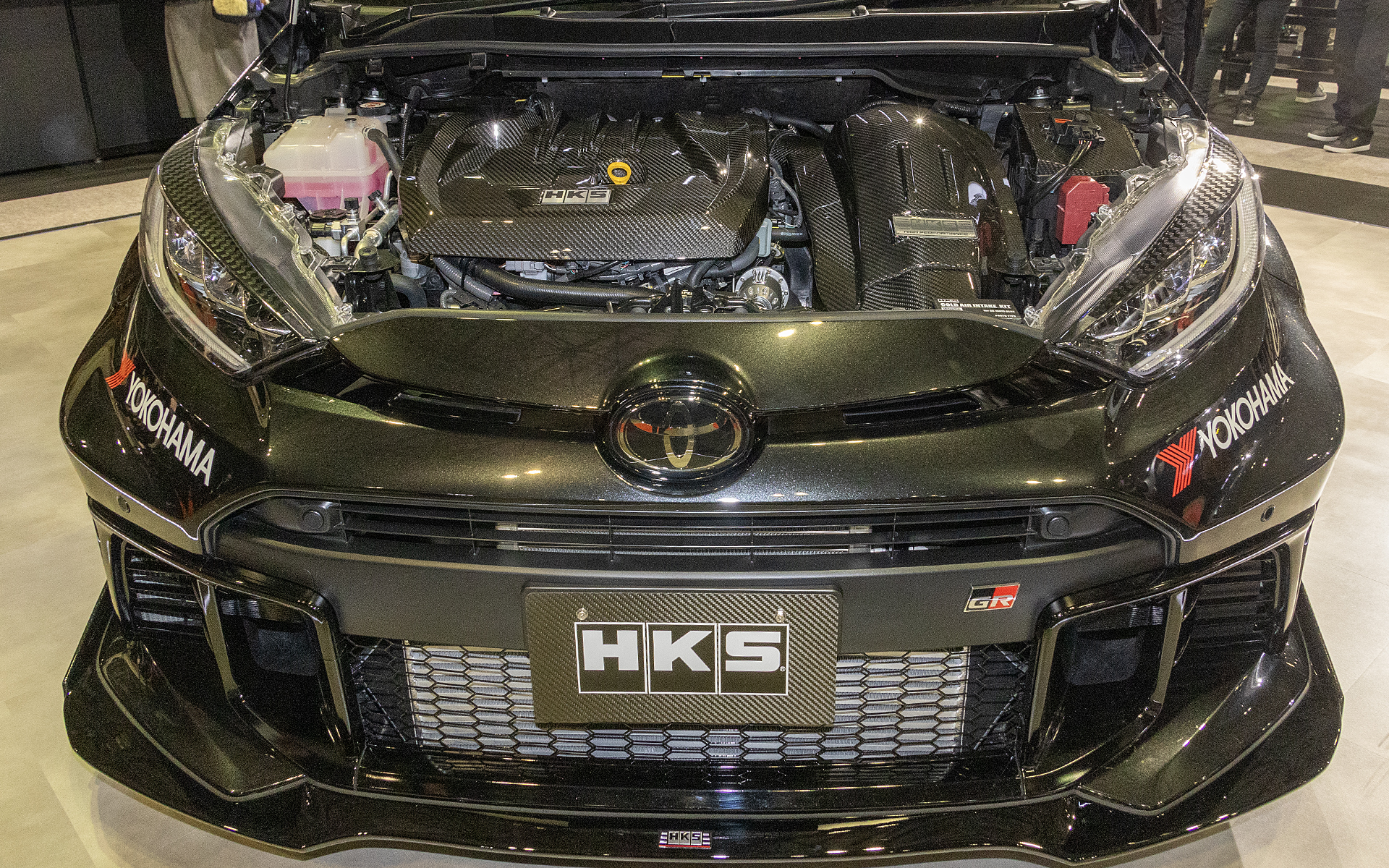 Power Editorでブーストアップ。吸気まわりクールドエアインテークシステムに変更。インタークーラーキット、オイルクーラーキットも装着