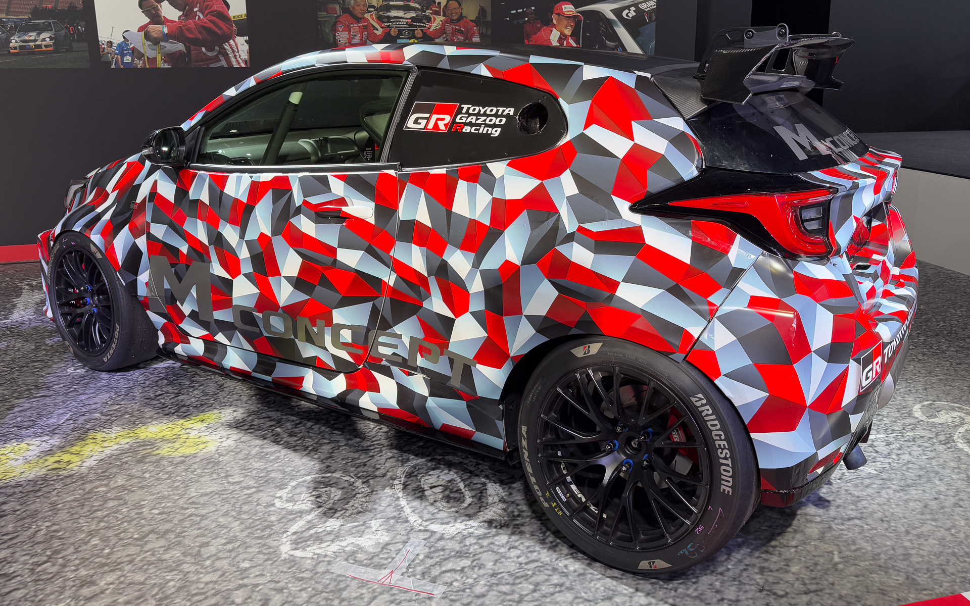 リアミッドシップ4WD、新開発2.0リッターエンジン搭載のGRヤリスMコンセプト。Mはモリゾウであり、ミッドシップであるとのこと