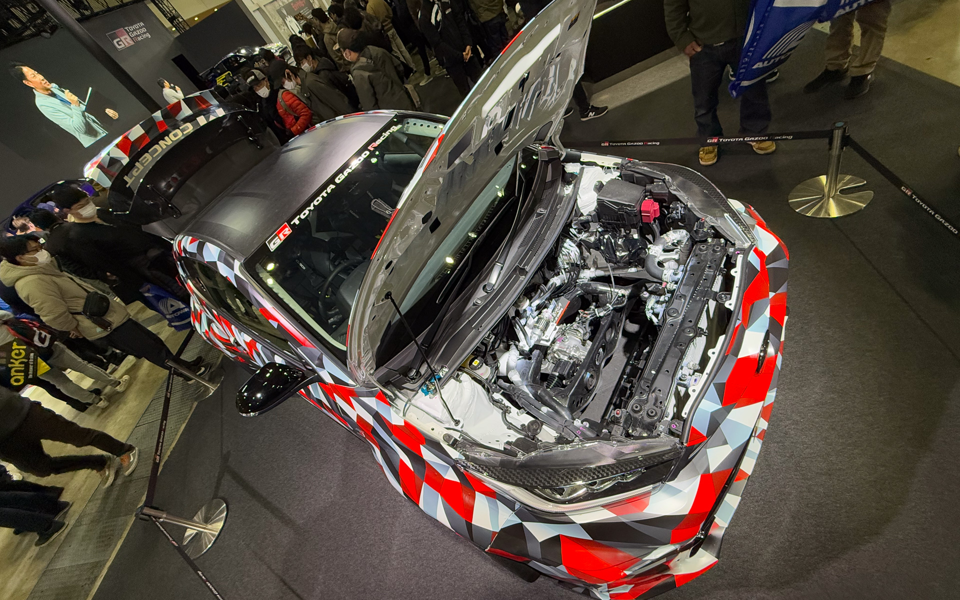 東京オートサロンで世界初公開された2.0リッター4気筒ターボのミッドシップ4WD「GRヤリスMコンセプト」