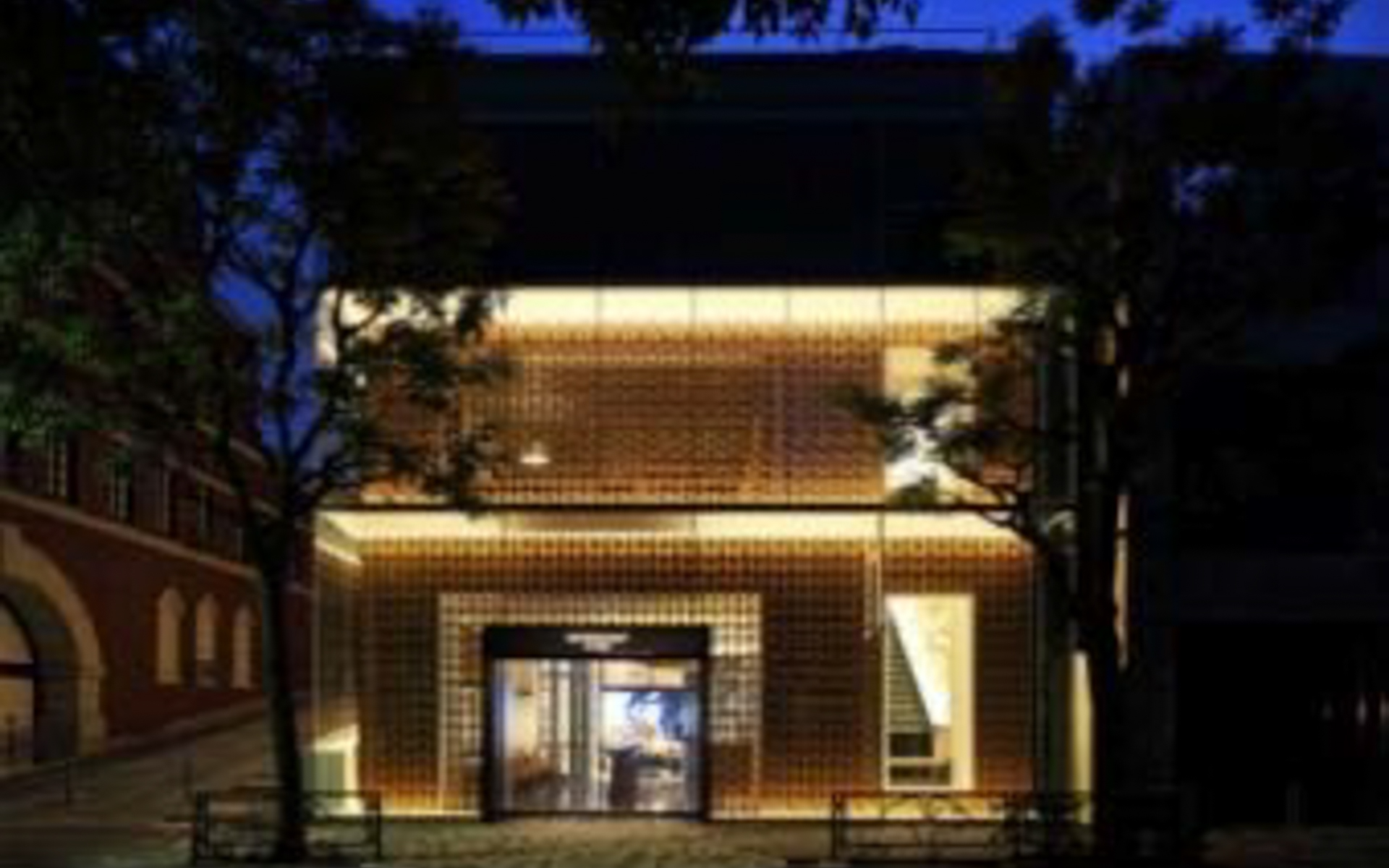 INTERSECT BY LEXUS - TOKYO