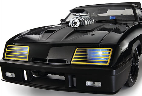 ヘッドライト、ウィンカー、テールランプにはLED照明が搭載される