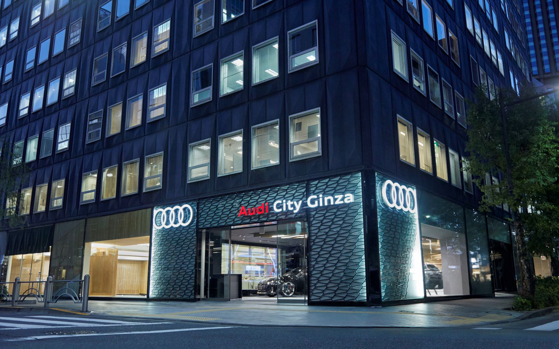 Audi City 銀座外観