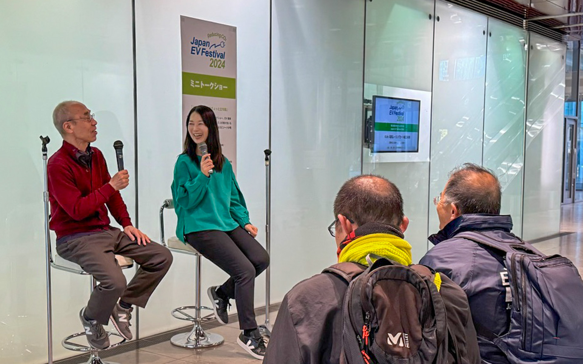 前回から始まった、御堀直嗣さんとのミニトークショーは台本なし、打ち合わせなし、ネタのしばりもナシ（笑）。自由すぎる内容ですがとても楽しい時間となりました