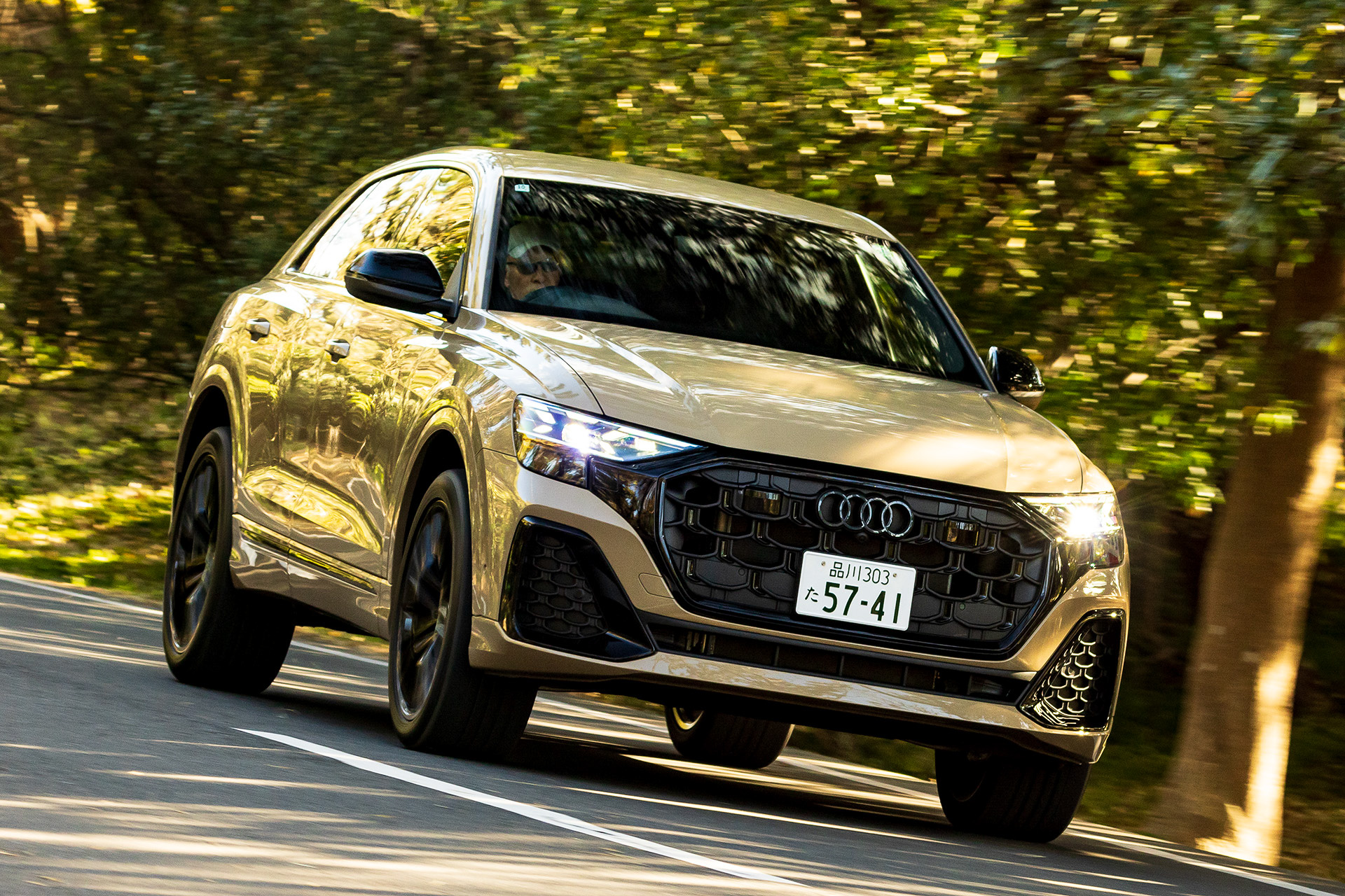 新型「Q8」に試乗