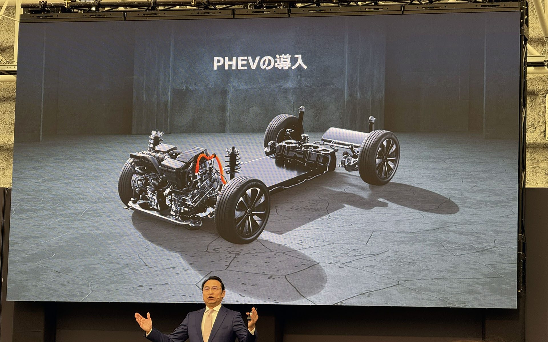 BYDは2025年にPHEVモデルを導入すると予告