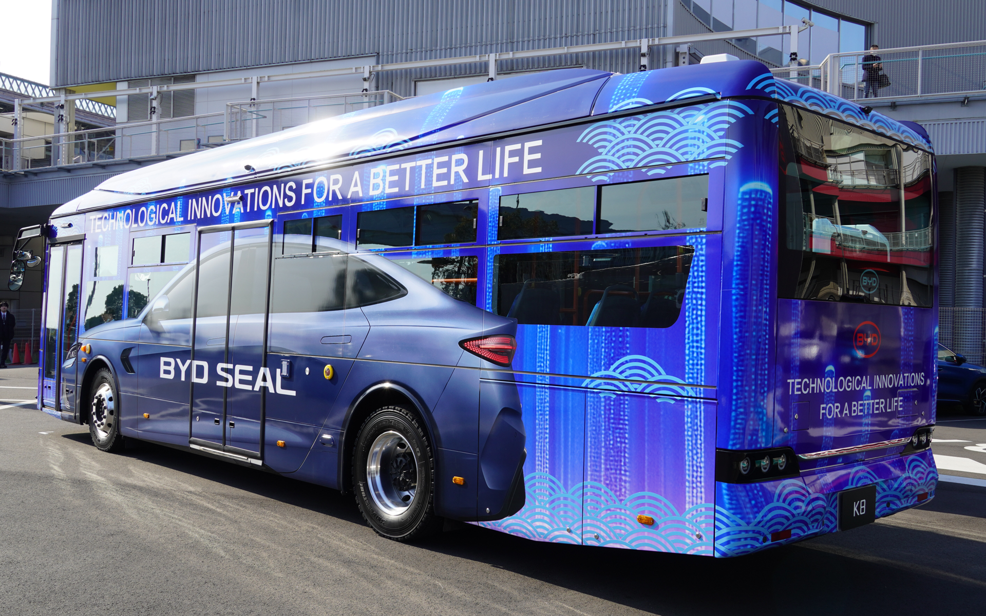 大型バス「K8」もすでに導入されているモデル