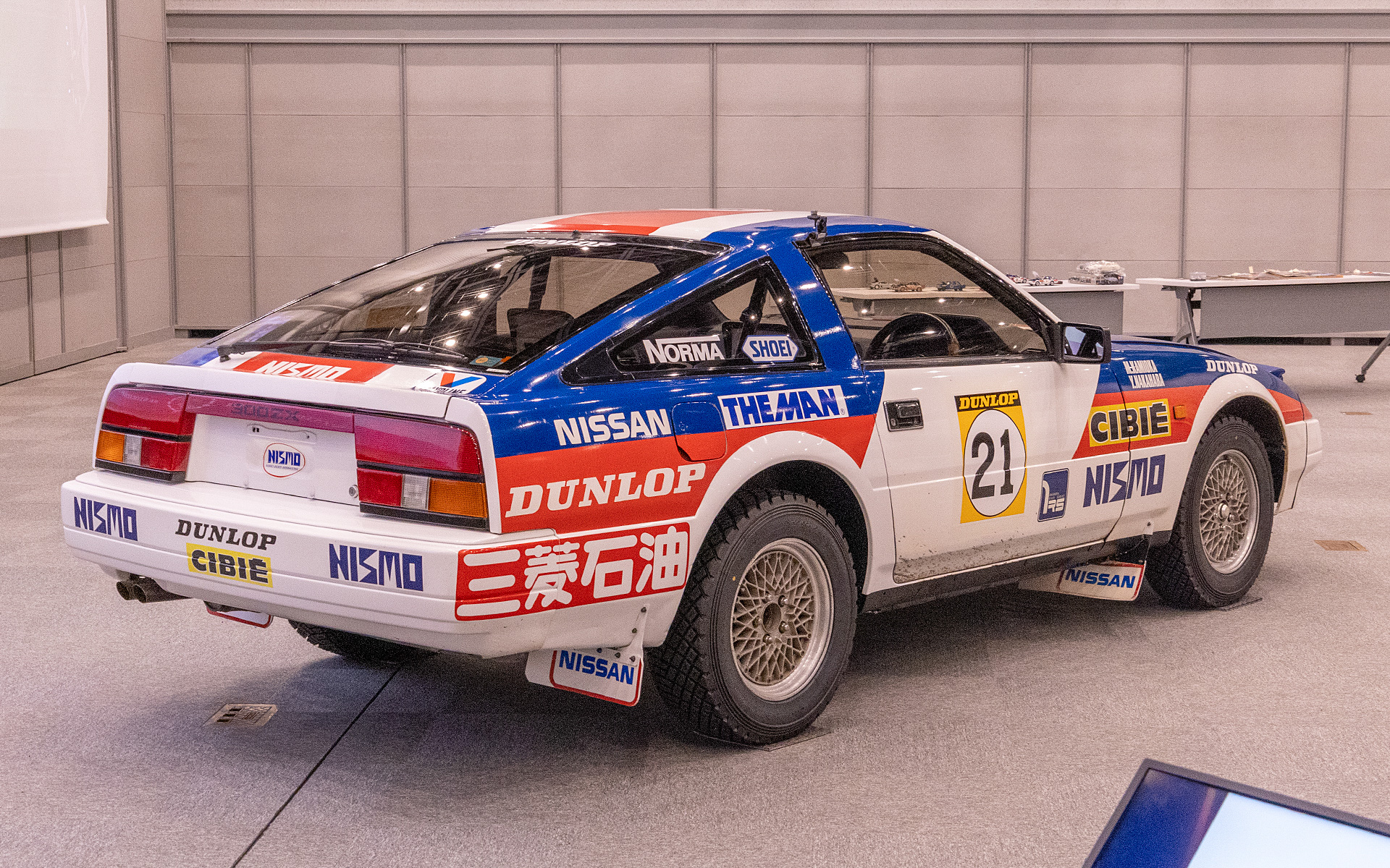 ドライバーは神岡政夫氏、ナビゲーター（当時の表記）は中原祥雄氏