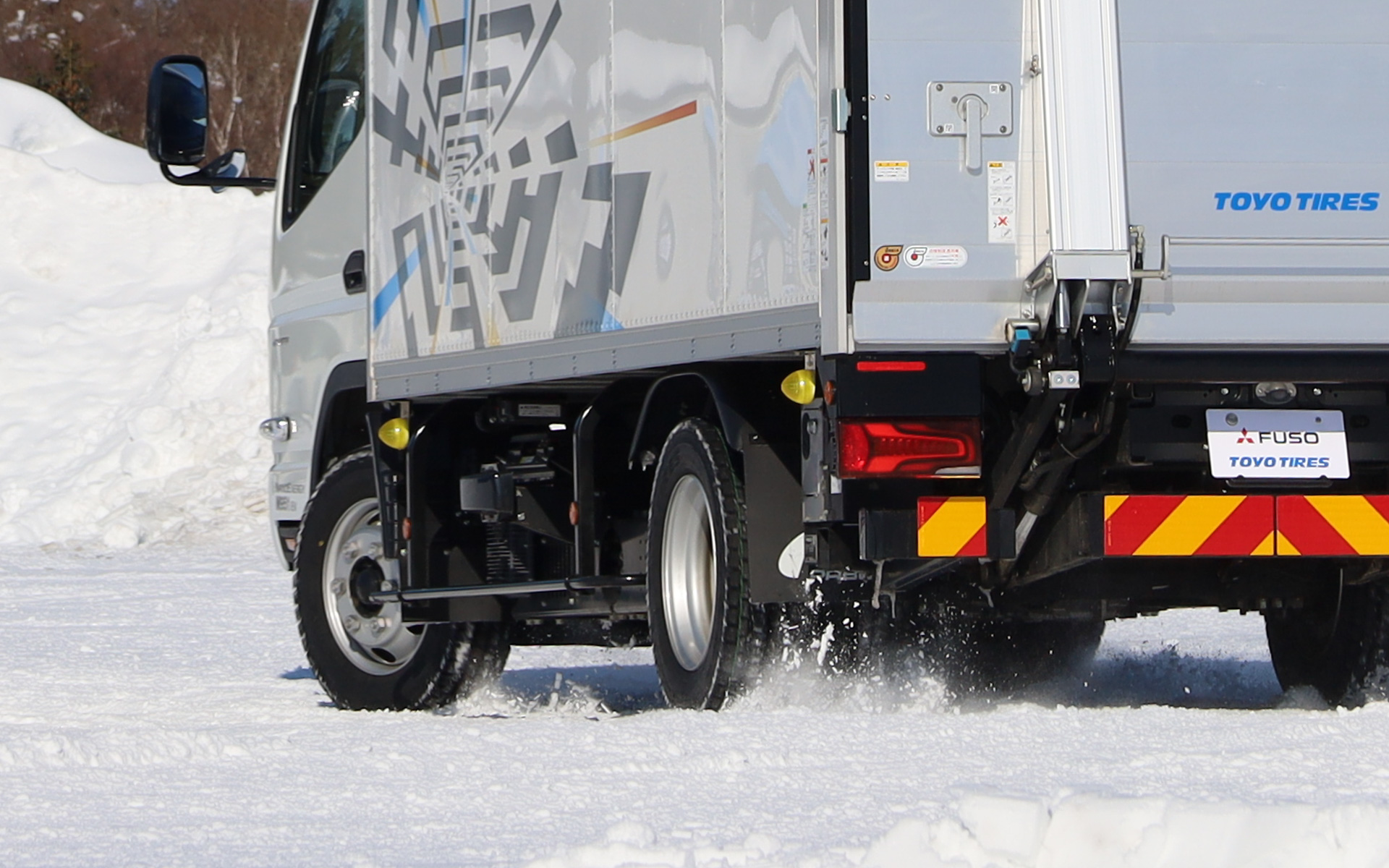 NANOENERGY M951 EVは前輪の横方向のグリップもよいように感じた