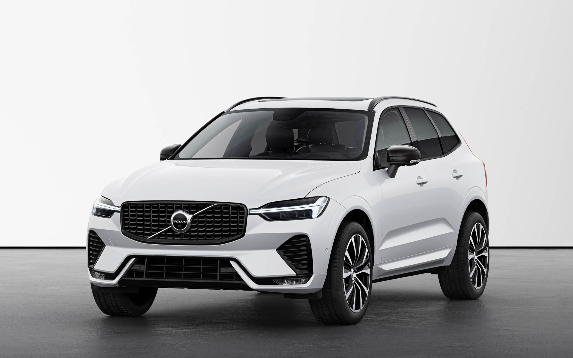 XC60 Ultra B5 AWD Dark Edition