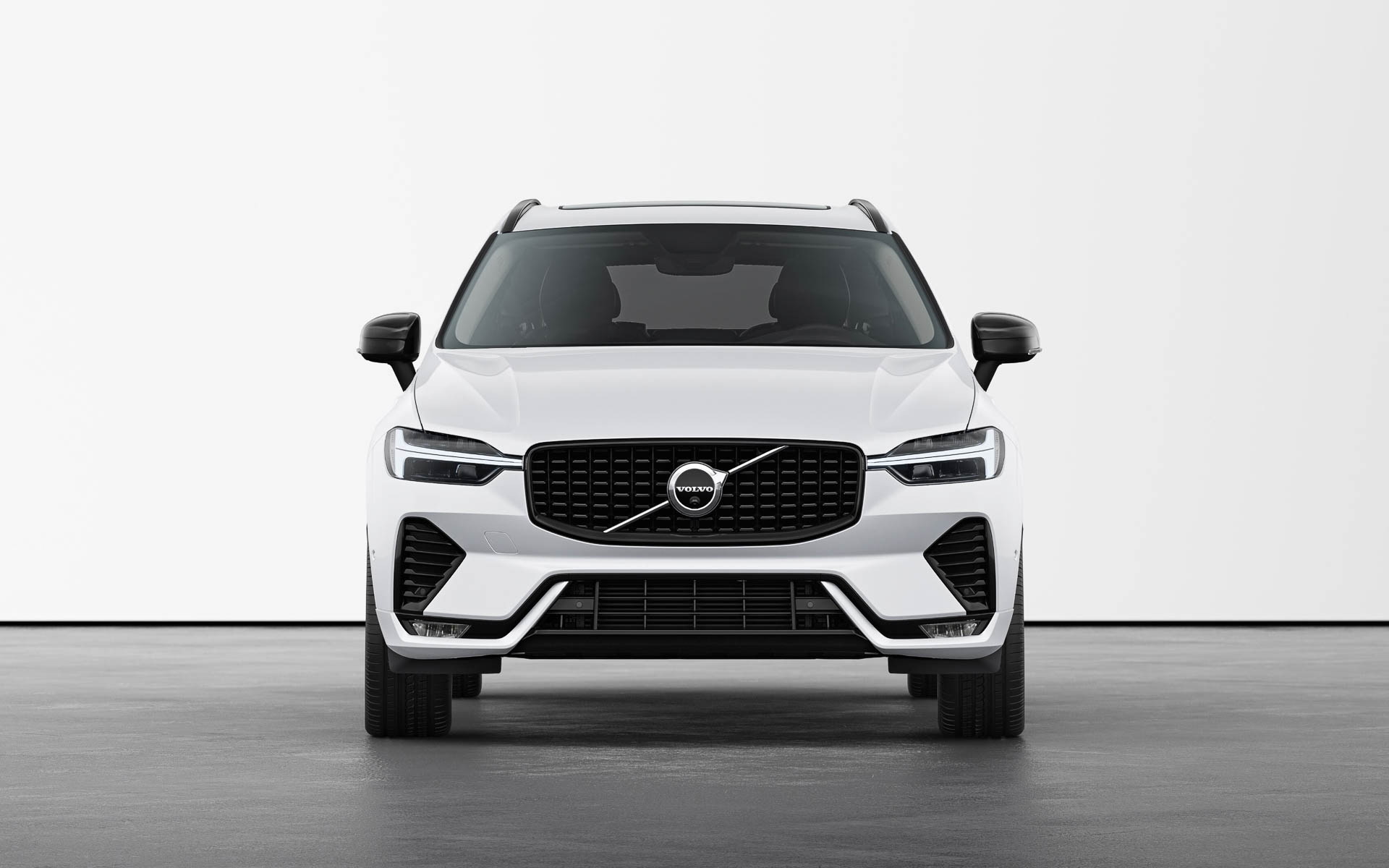 XC60 Ultra B5 AWD Dark Edition