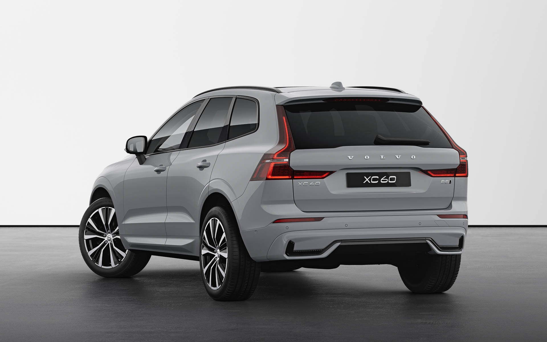 XC60 Ultra B5 AWD Dark Edition