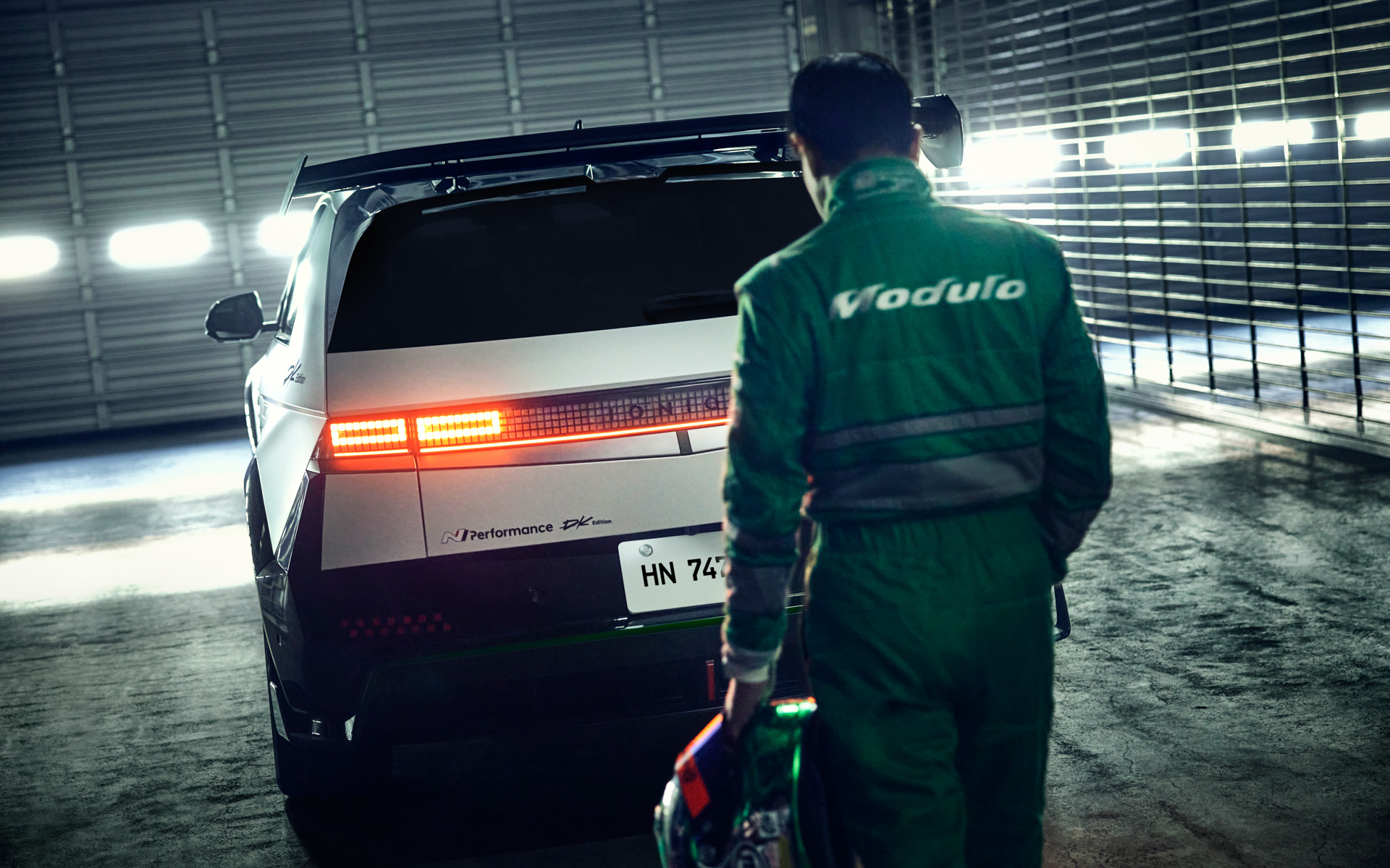 ”ドリフトキング”土屋圭市氏監修の IONIQ 5 N 専用パーツ「DK Edition」