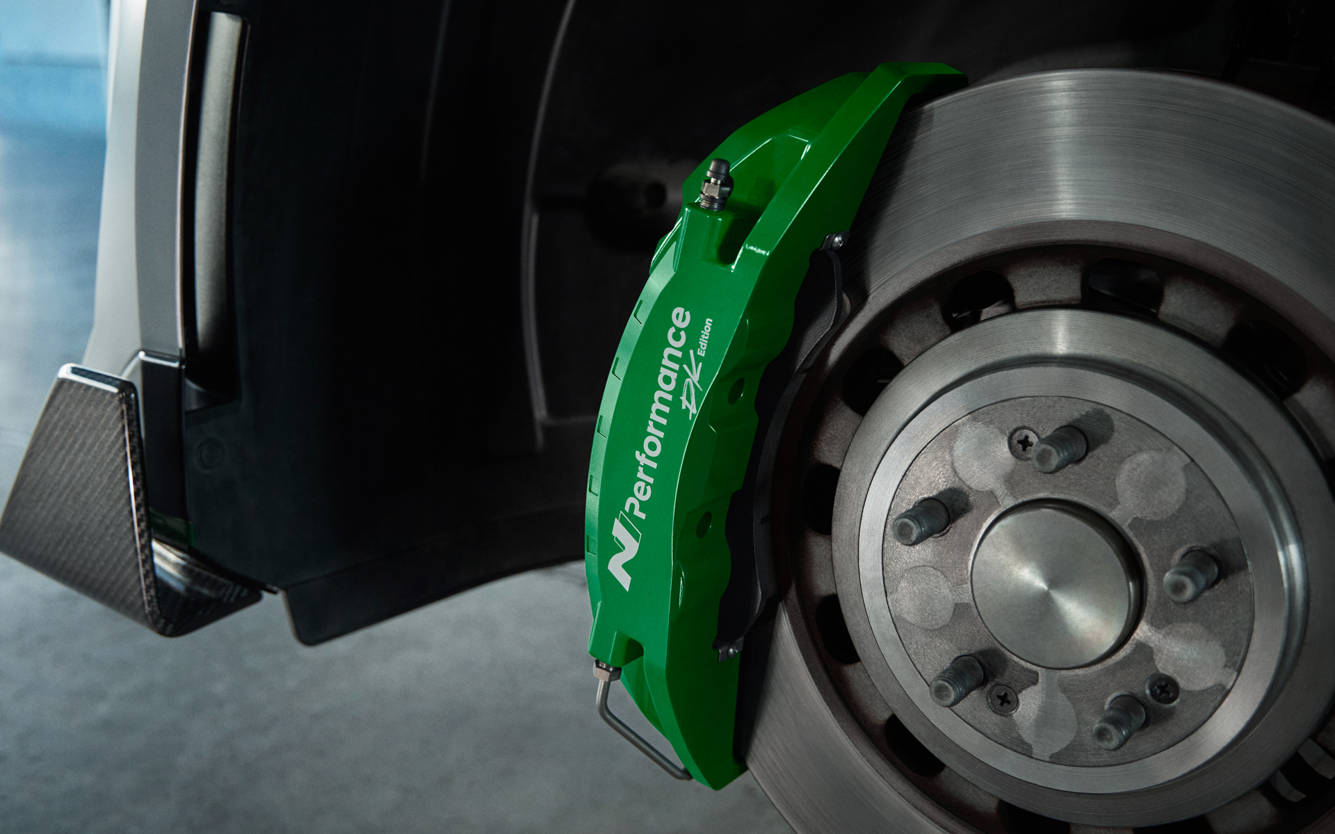 ”ドリフトキング”土屋圭市氏監修の IONIQ 5 N 専用パーツ「DK Edition」