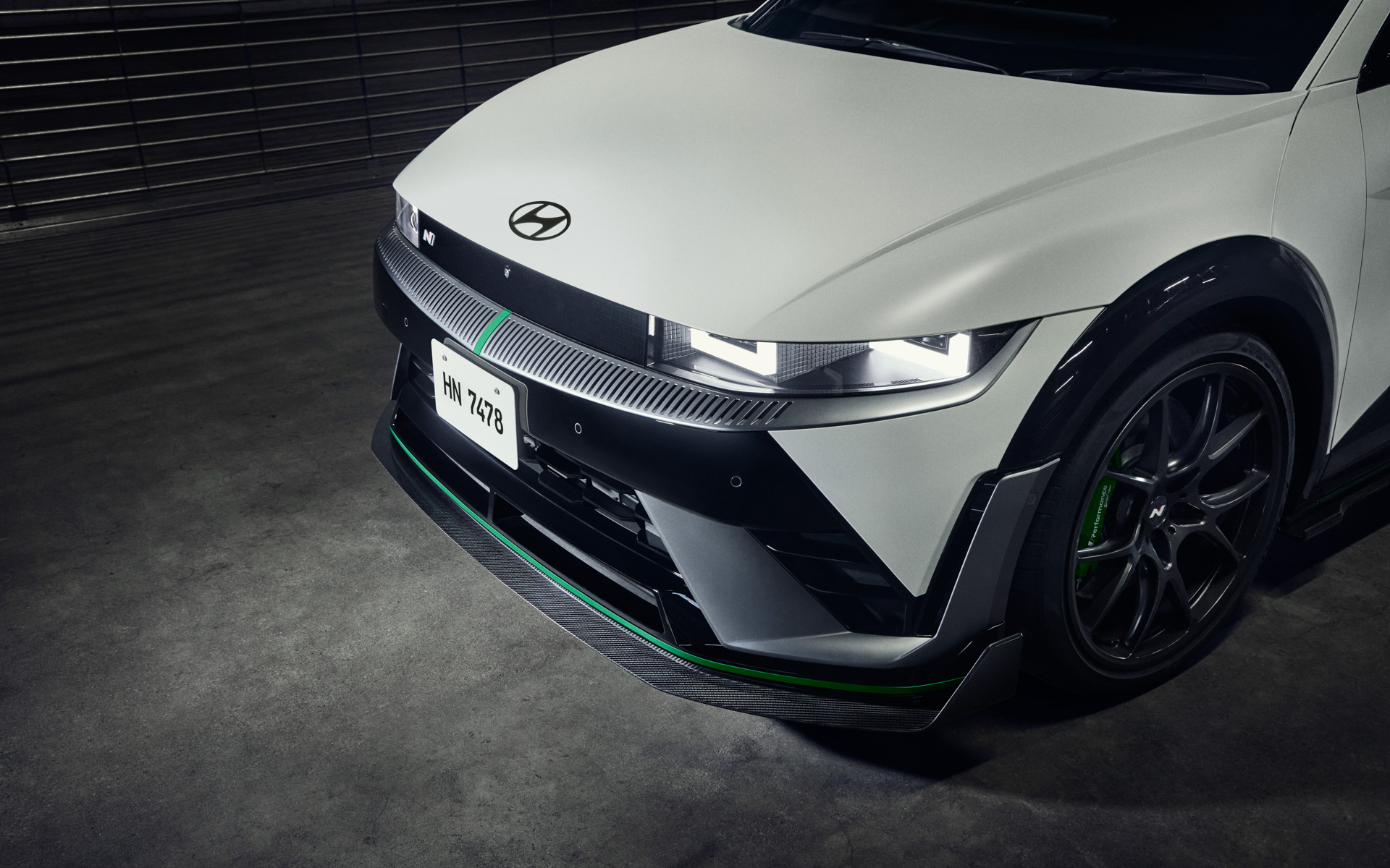 ”ドリフトキング”土屋圭市氏監修の IONIQ 5 N 専用パーツ「DK Edition」