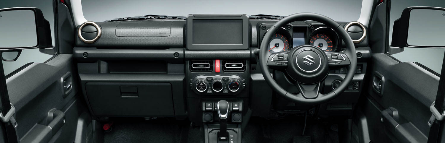 新型ジムニー ノマドのインパネ