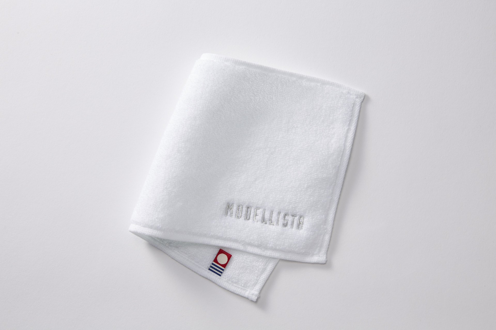 ブランドの世界観を表現するオリジナルフラグランスの体感コーナーや、「MODELLISTA COLLECTION」も会場限定で販売される