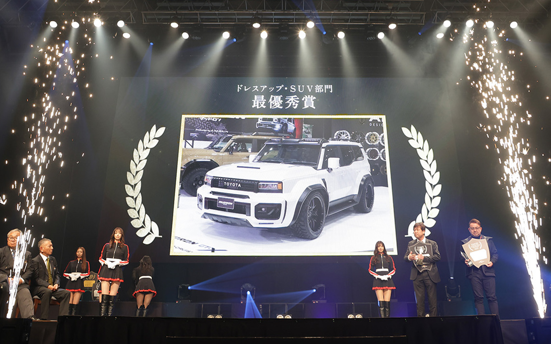 ドレスアップ・SUV 部門 最優秀賞のAIMGAIN「MUDRON GT-X LC250」