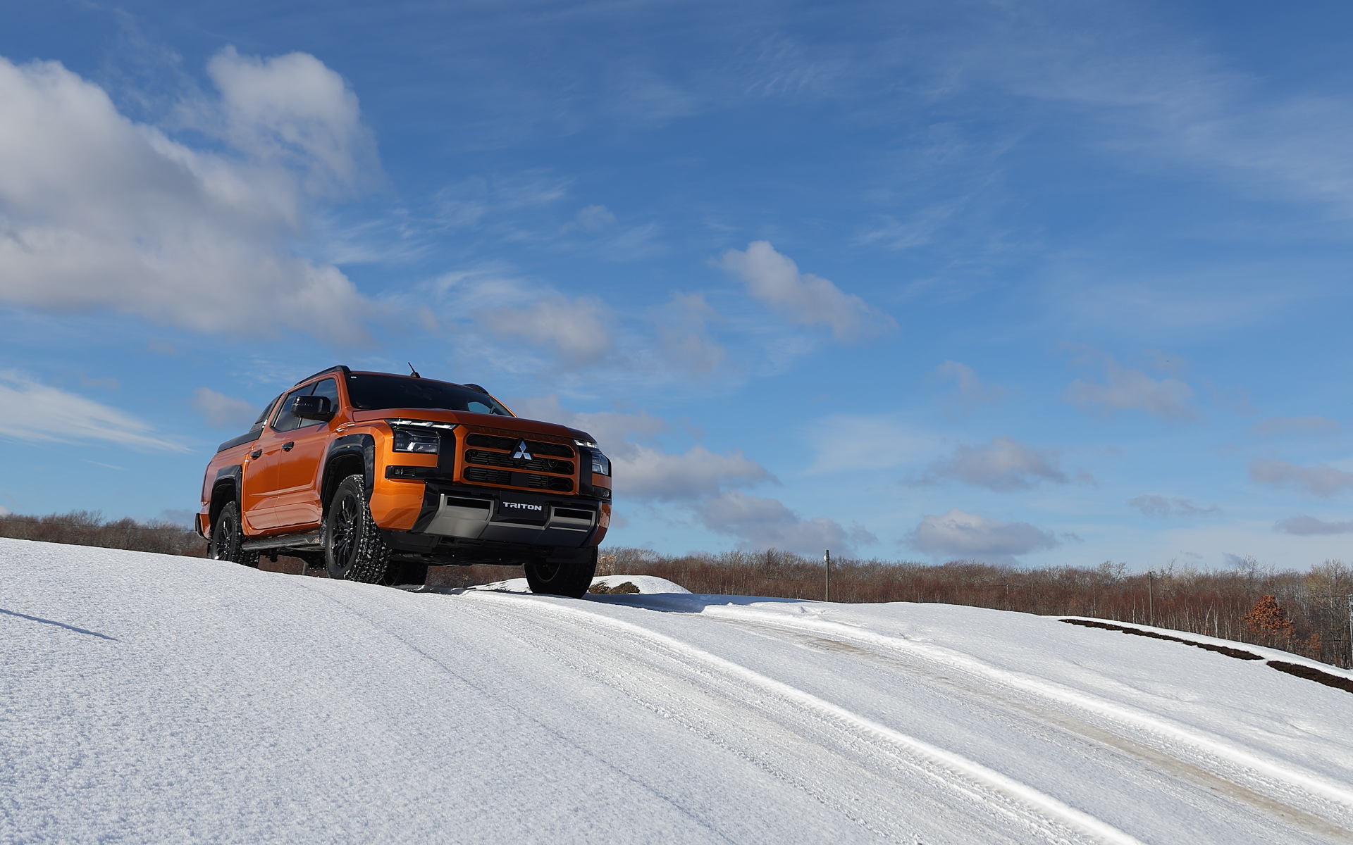 アウトランダーPHEVに続いてトライトンにも雪上で乗った