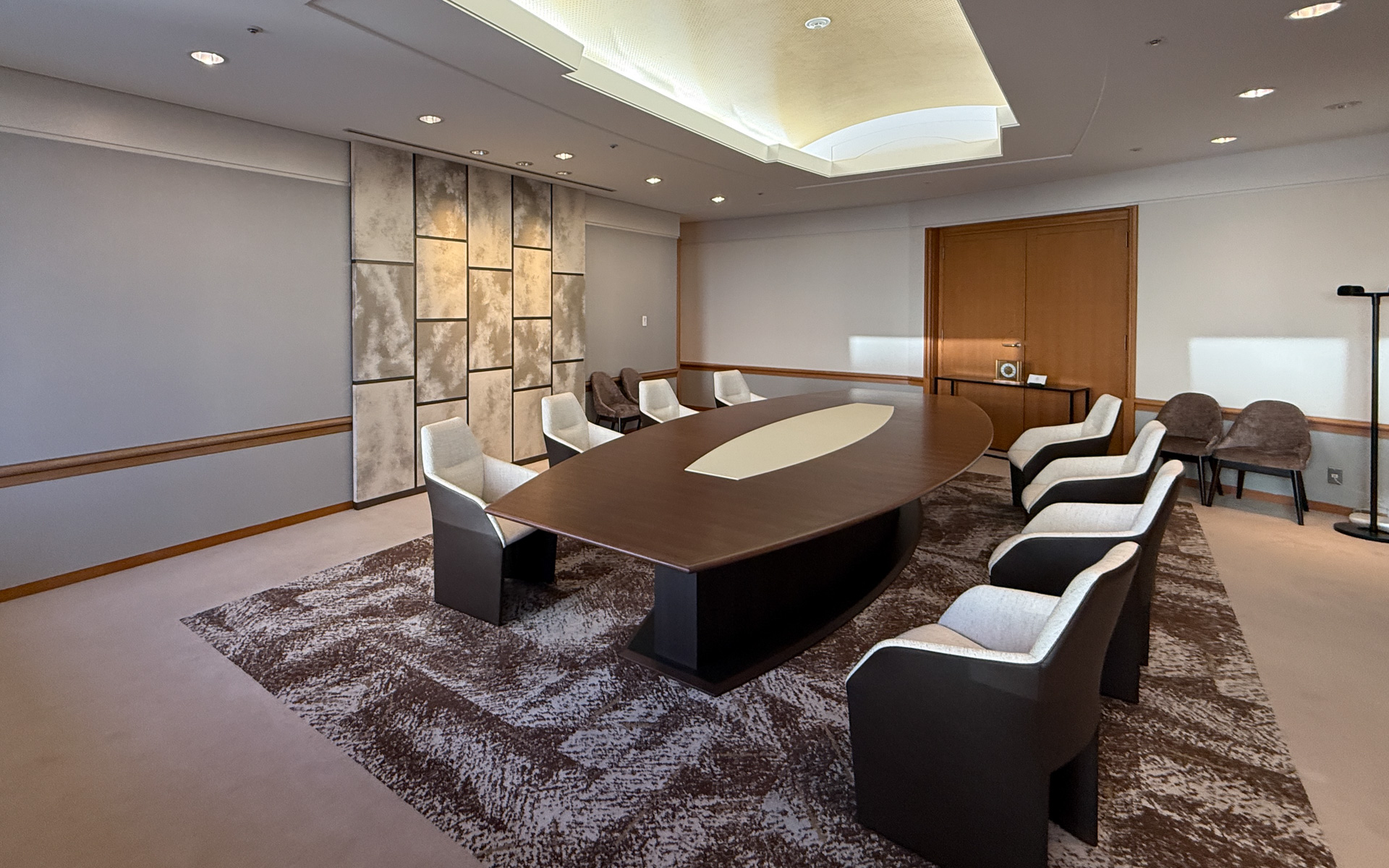 最上階の16階に設えた「応接室」