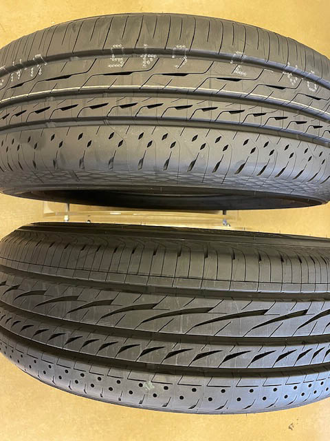 上がGR-XIII、下がGR-XIII TYPE RV。ハイト系車に合わせたチューニング